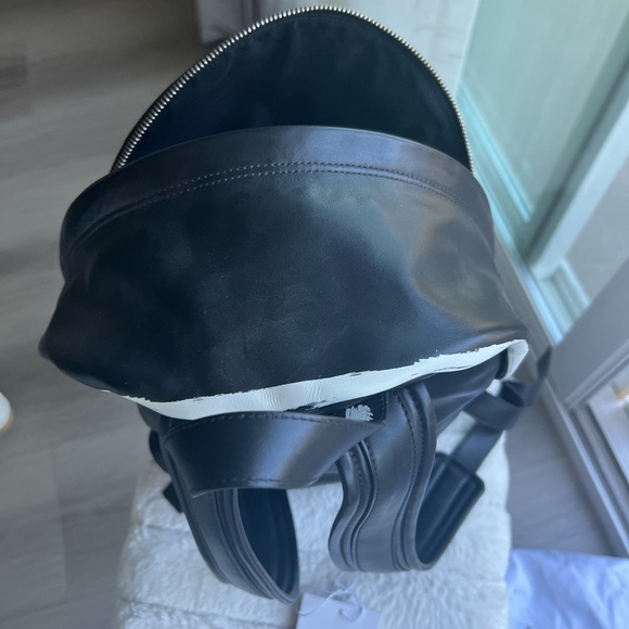 Givenchy graffiti backpack - Picture 7 of 14